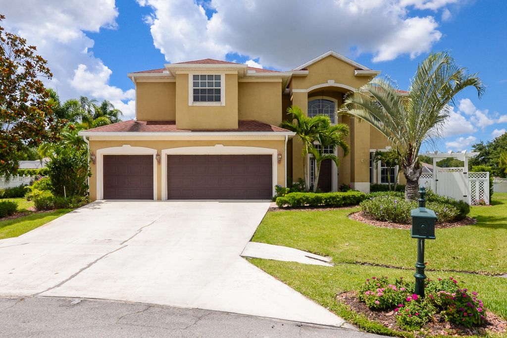 Photo of 5808 NW Rose Petal Court Ct, Port St Lucie, FL 34986 (MLS # R10800395)
