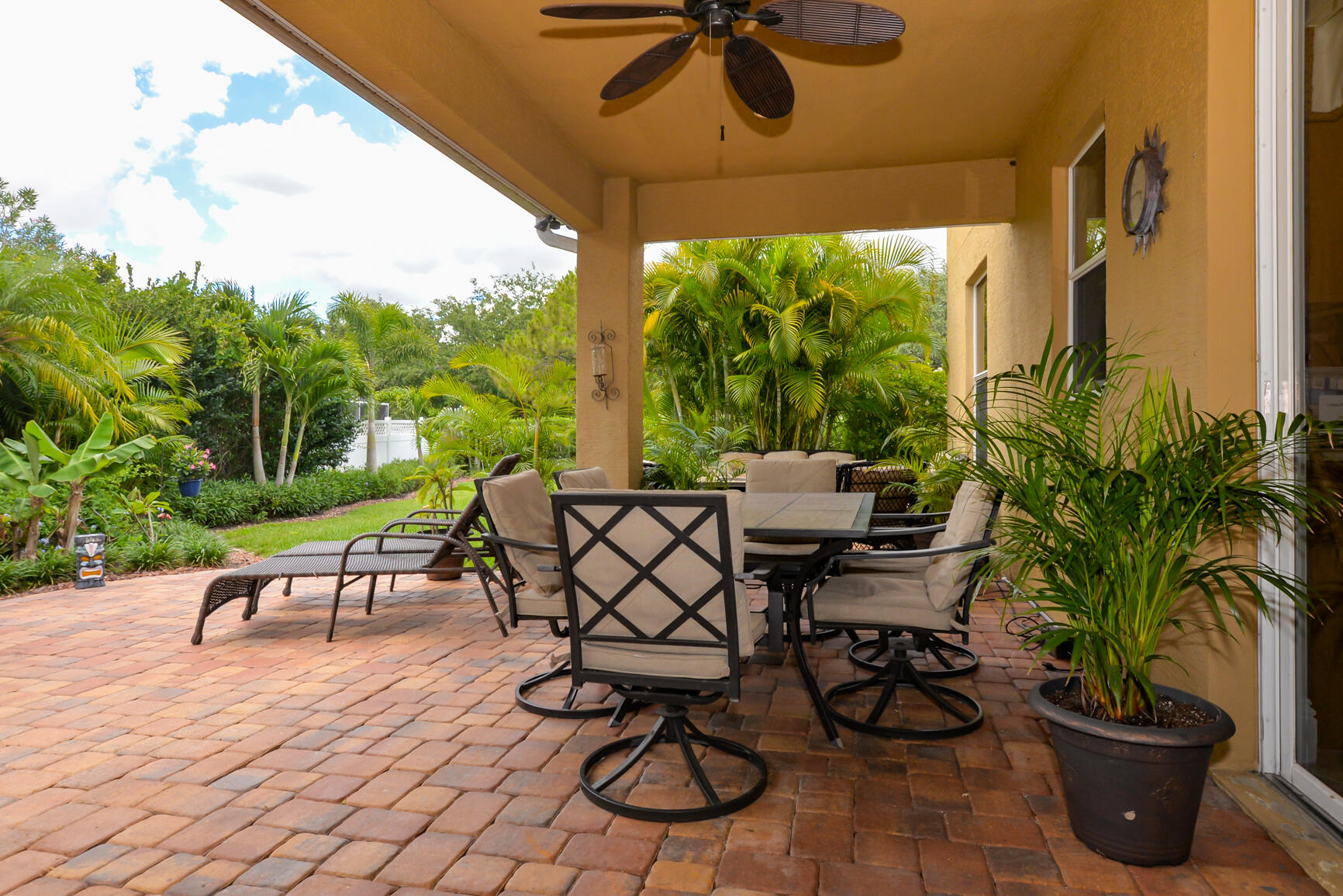 PORT ST LUCIE SECTION 46 1ST REPLAT - Residential