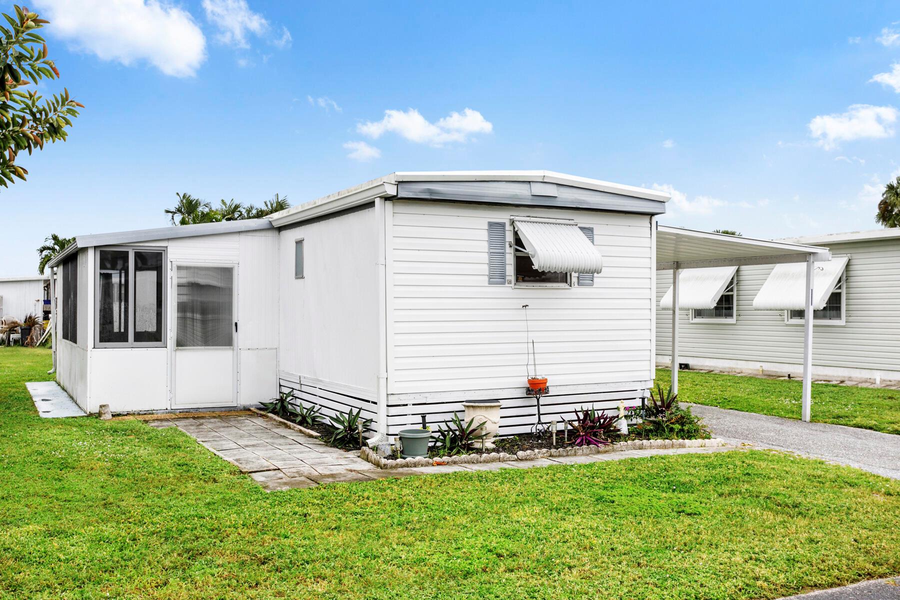 JAMAICA BAY MOBILE HOME C - Residential