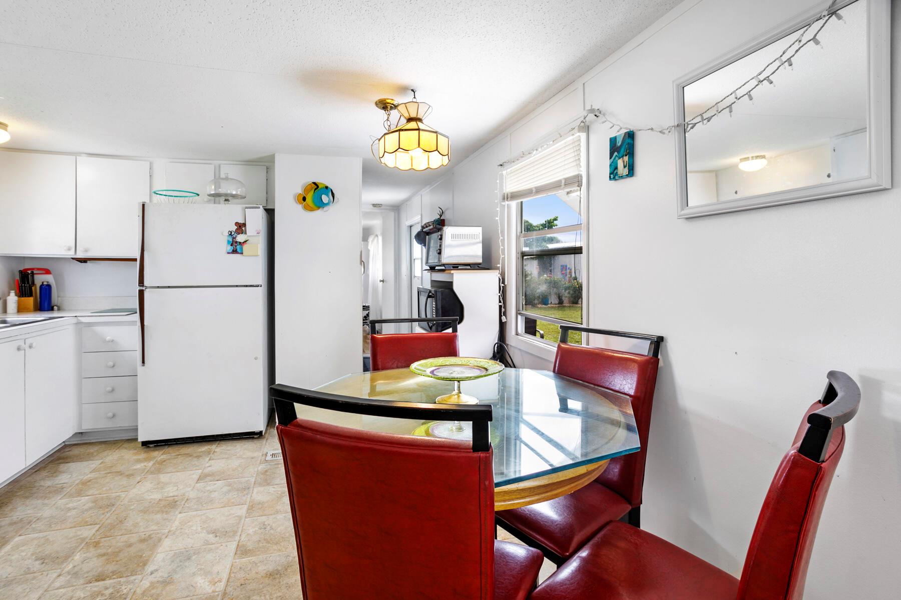 JAMAICA BAY MOBILE HOME C - Residential