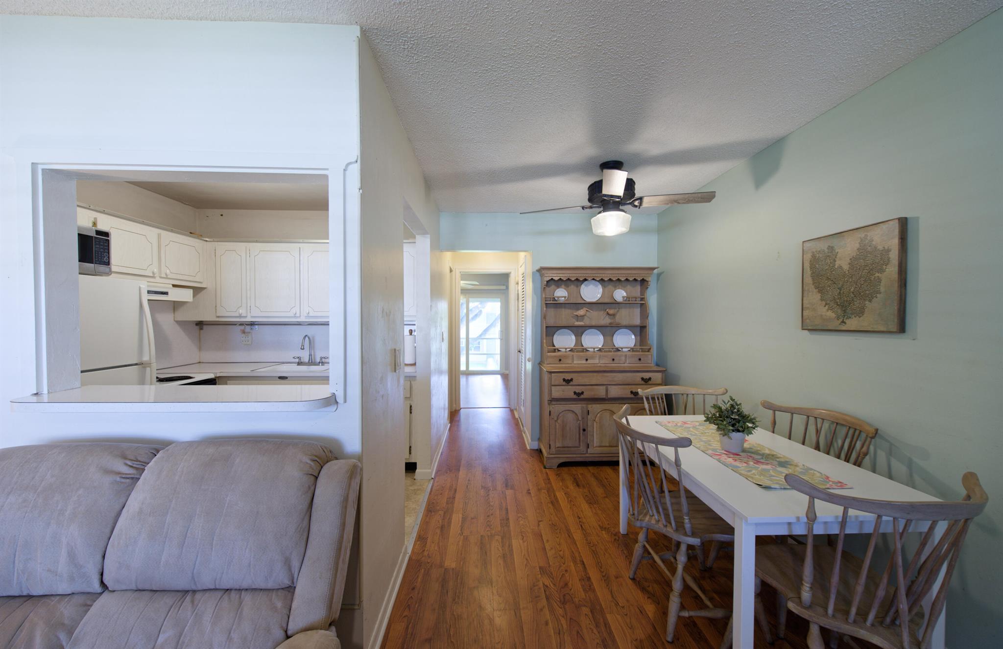 STERLING VILLAGE 320 COND - Residential