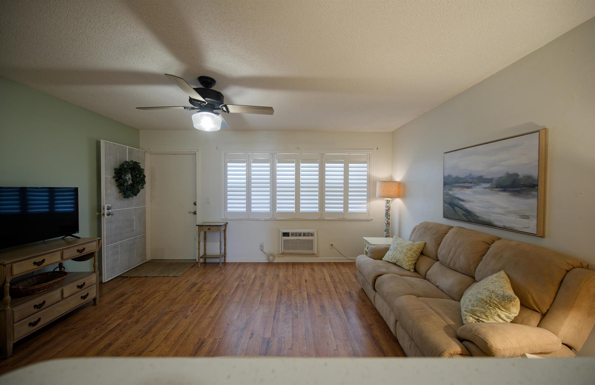 View photos, virtual tours, details... 320 Horizons 207