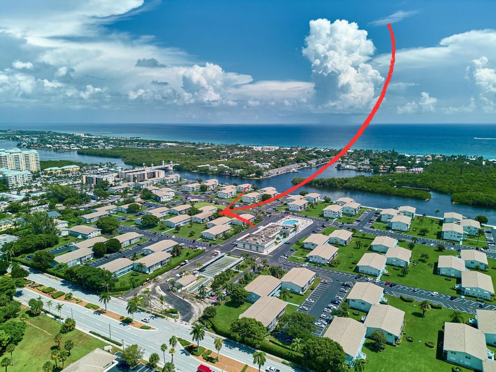 Photo of 320 Horizons #207, Boynton Beach, FL 33435 (MLS # R11138215)
