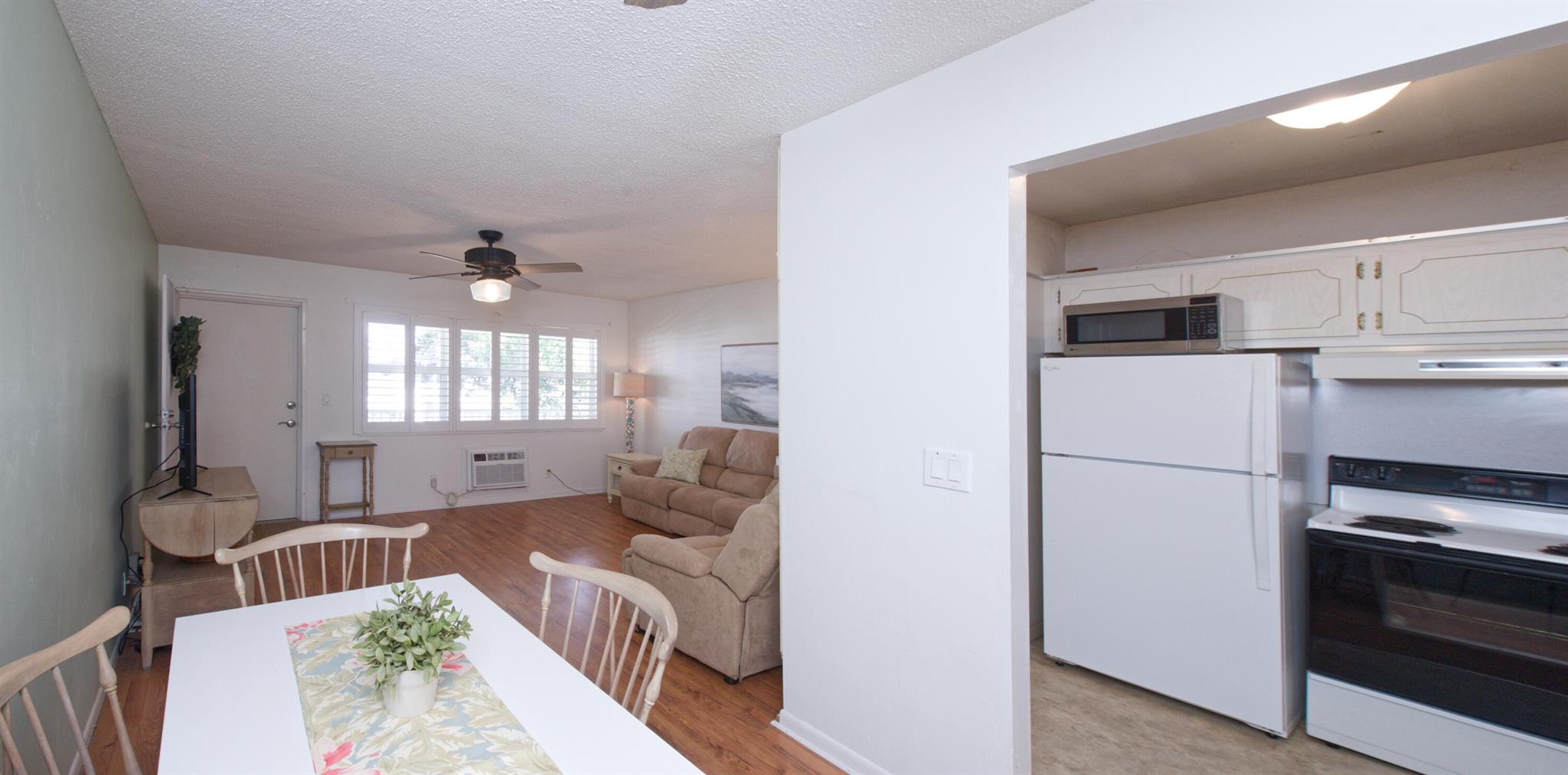 STERLING VILLAGE 320 COND - Residential