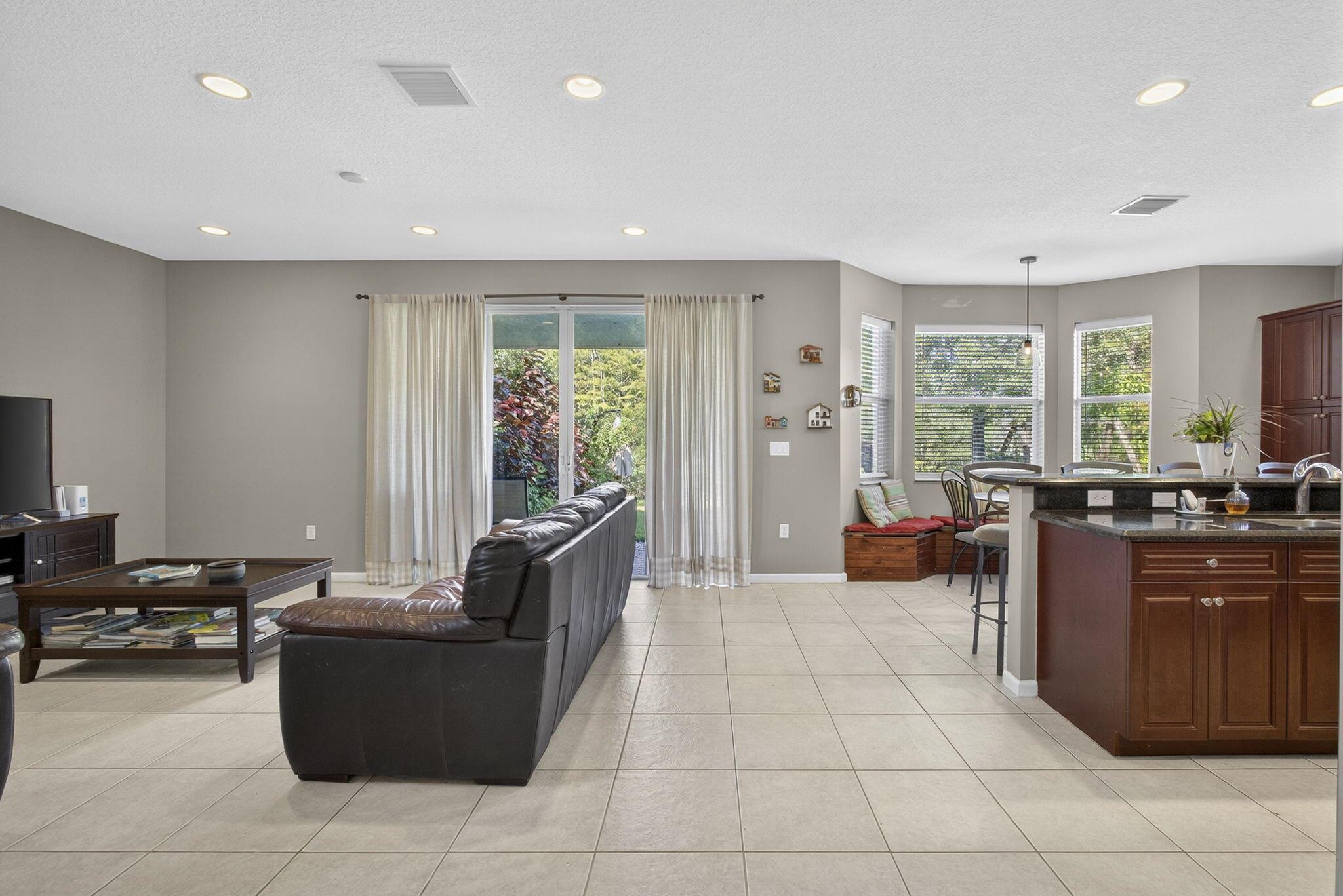 OLYMPIA 2 - Residential