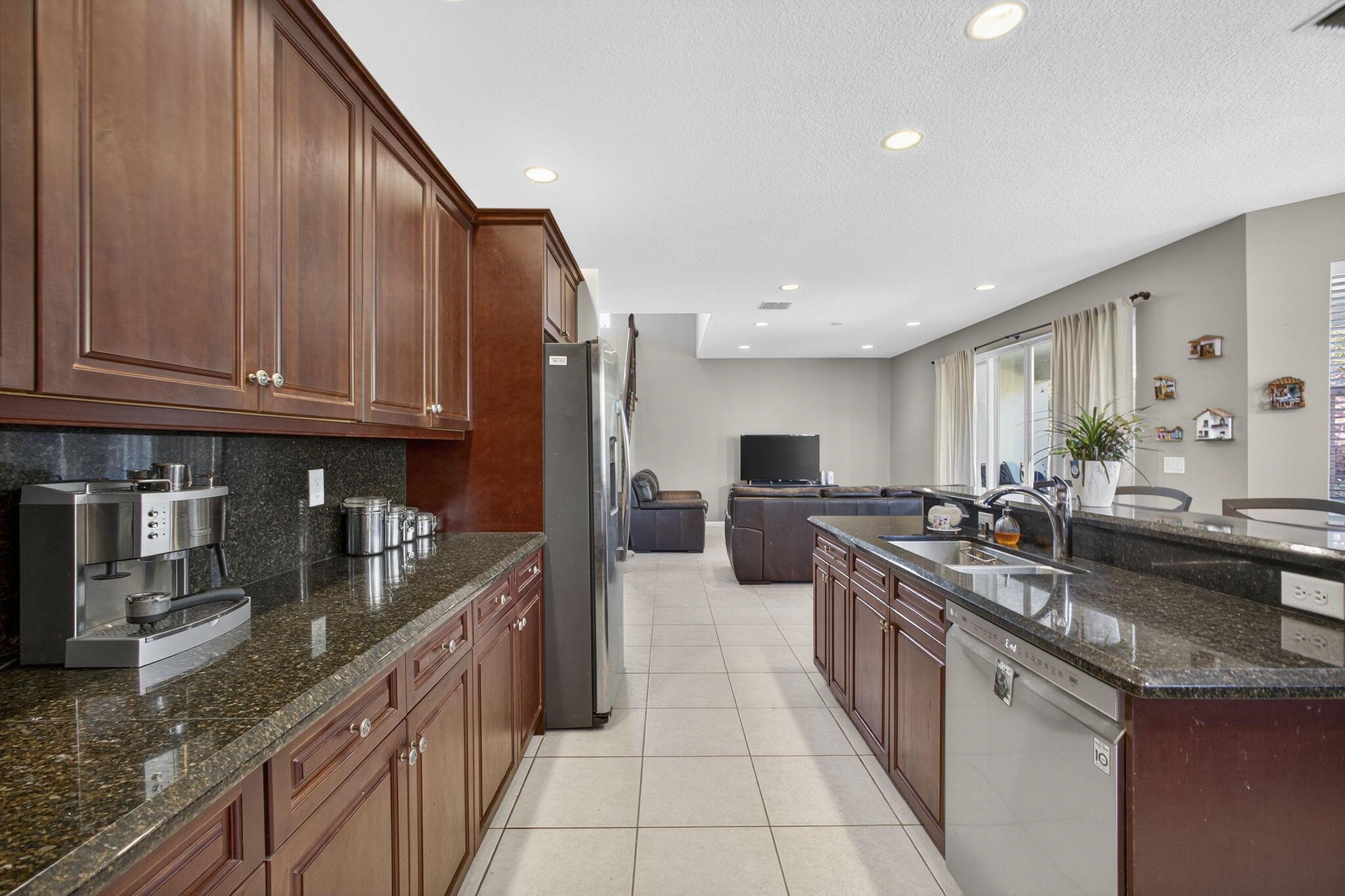 OLYMPIA 2 - Residential