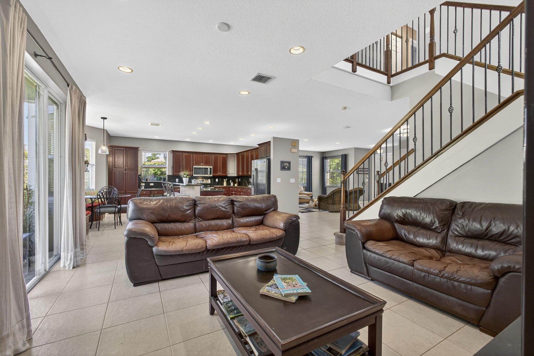 OLYMPIA 2 - Residential