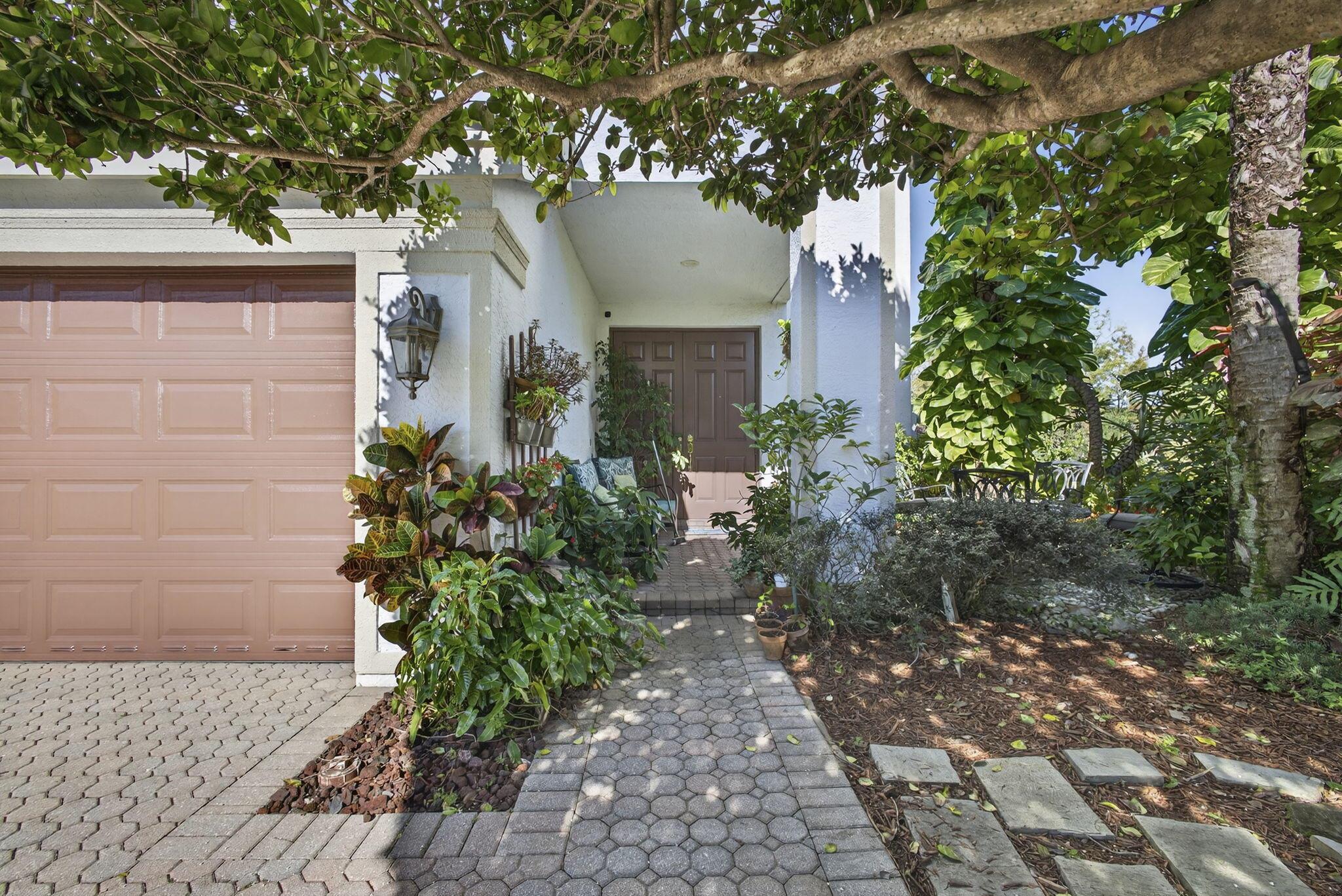 View photos, virtual tours, details... 9193 Bryden Court