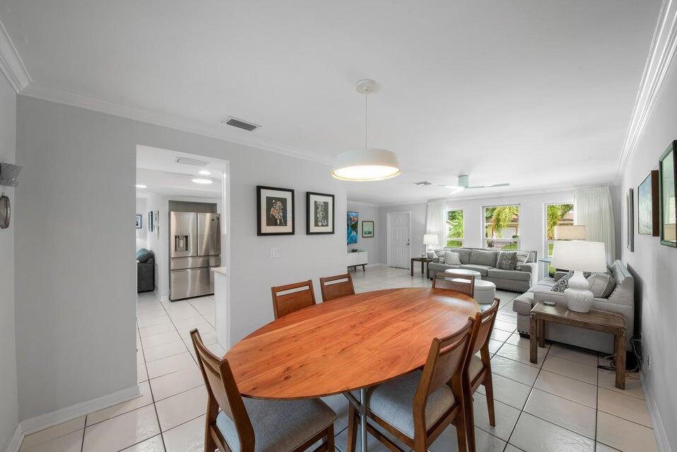 COCO WOOD LAKES - Residential Lease