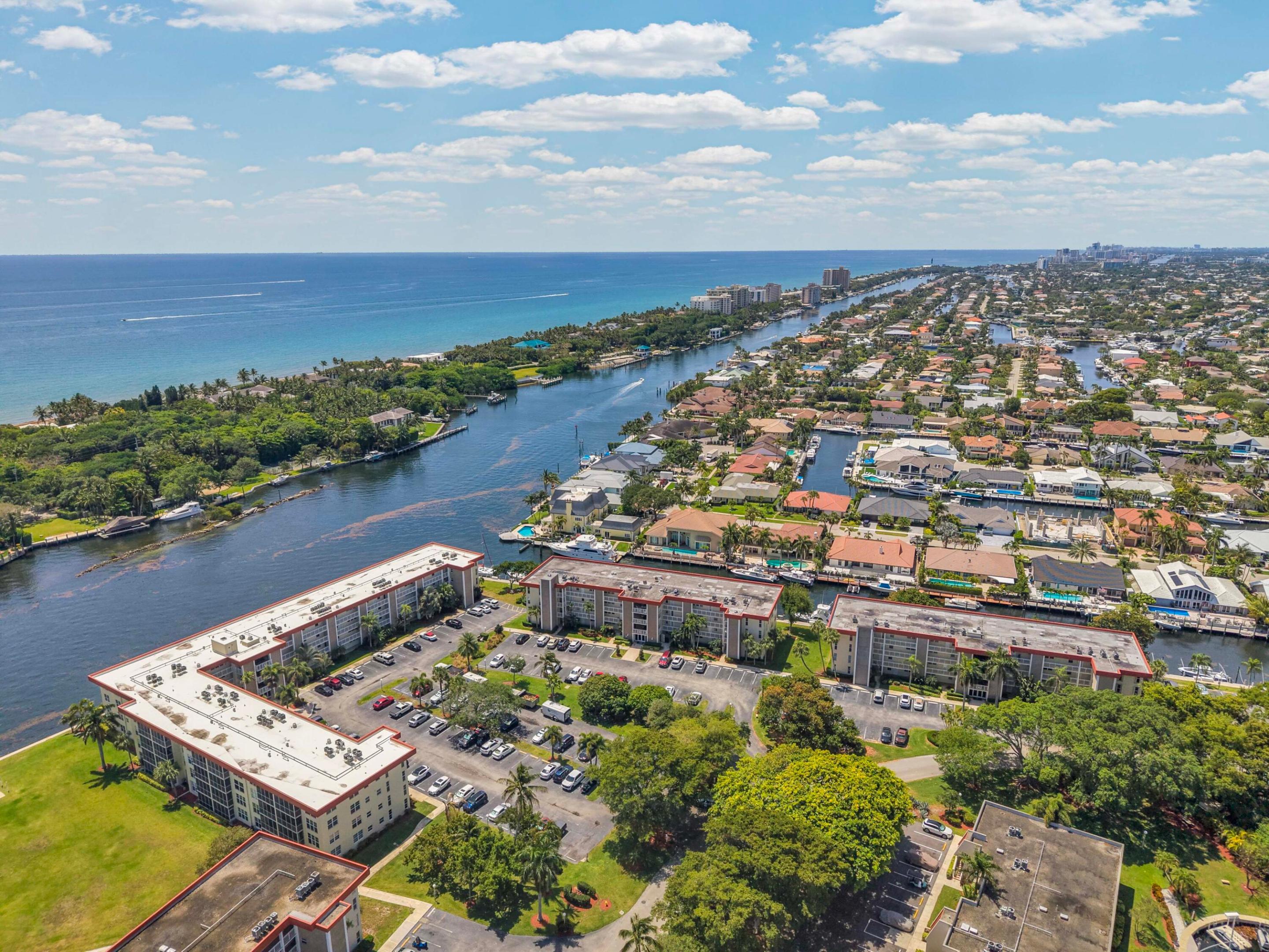 3050 NE 48th Court 305
