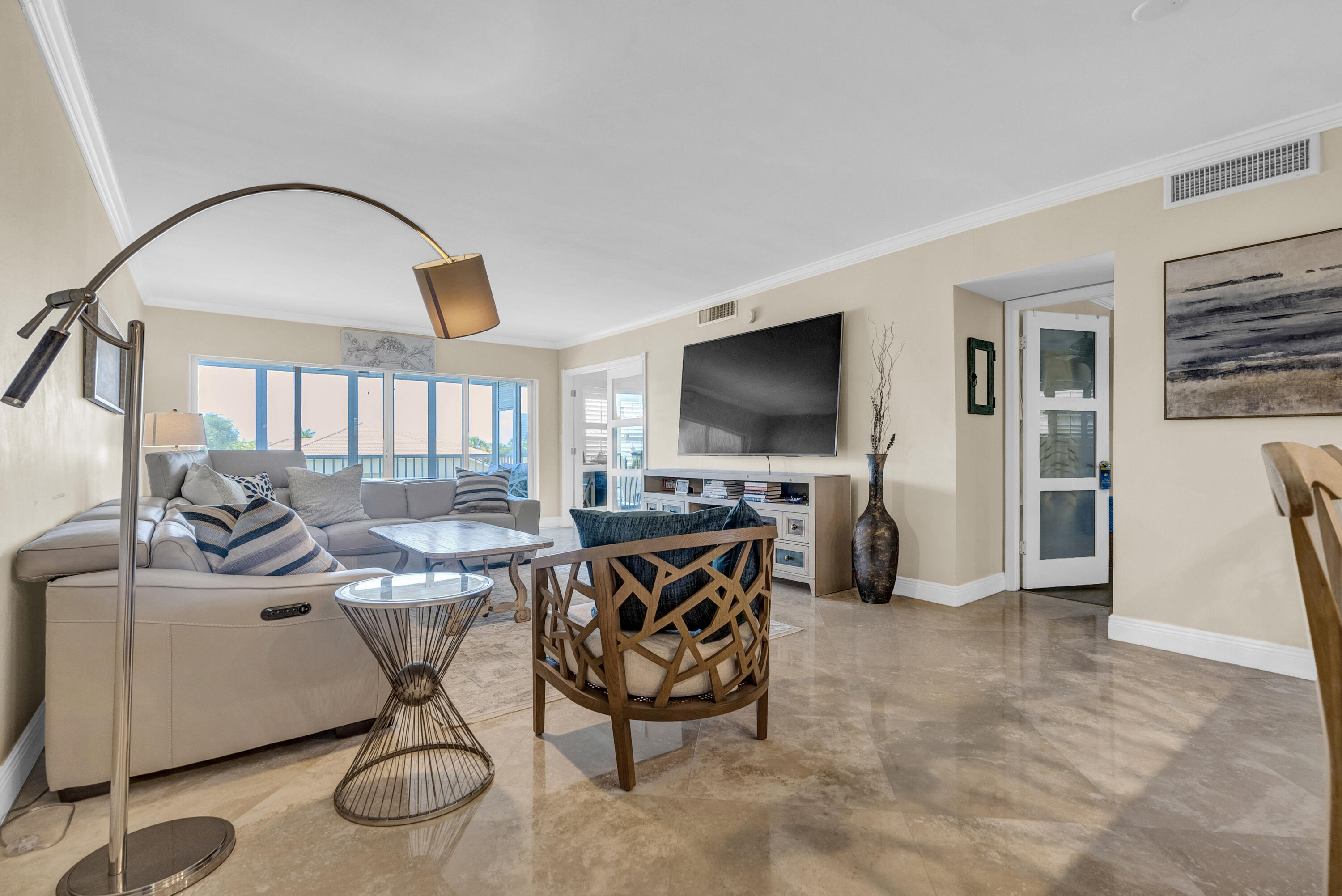 NO 1 PALM-AIRE AT CORAL KEY - Residential
