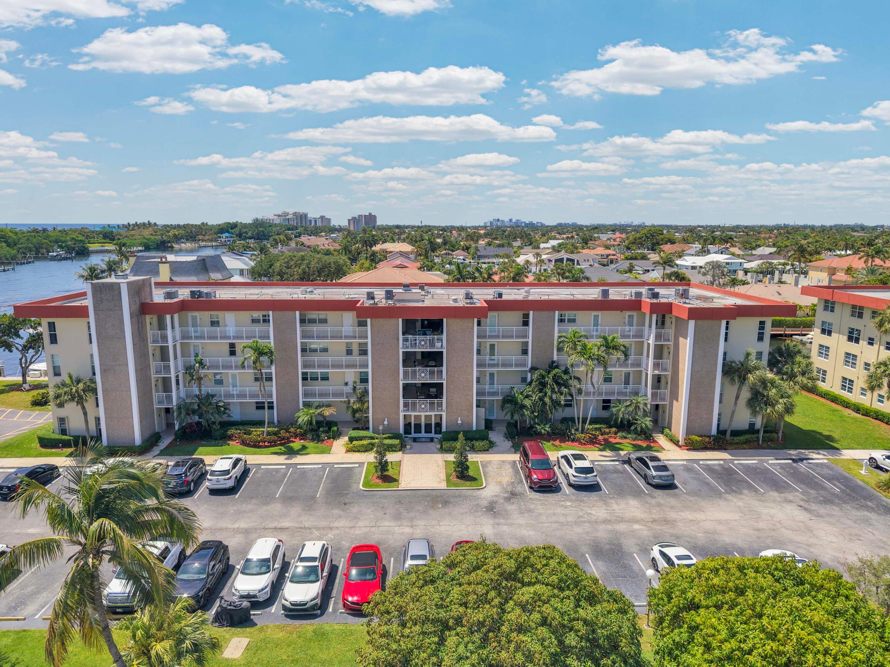 NO 1 PALM-AIRE AT CORAL KEY - Residential