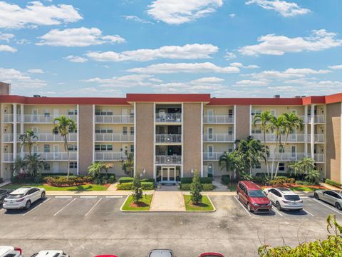 Tiny photo for 3050 NE 48th Court #305, Lighthouse Point, FL 33064 (MLS # B26025758)