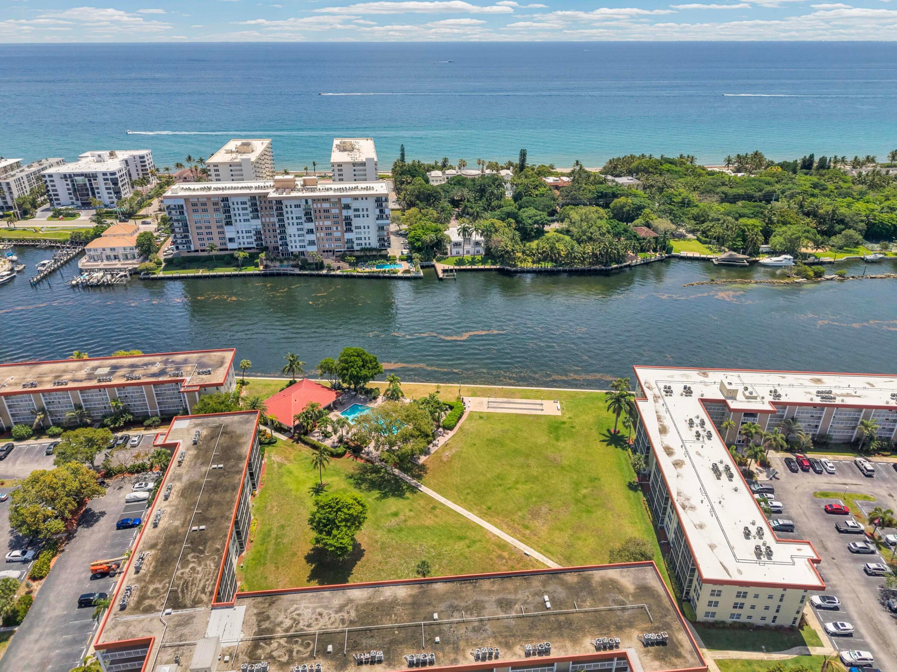 NO 1 PALM-AIRE AT CORAL KEY - Residential