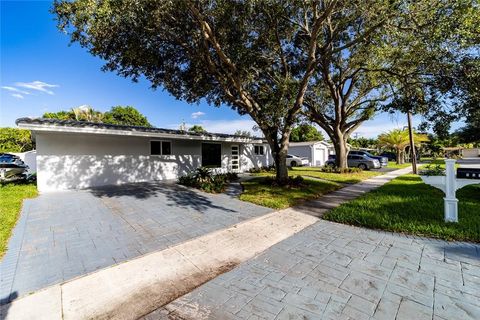131 NW 72nd Way Hollywood FL 33024