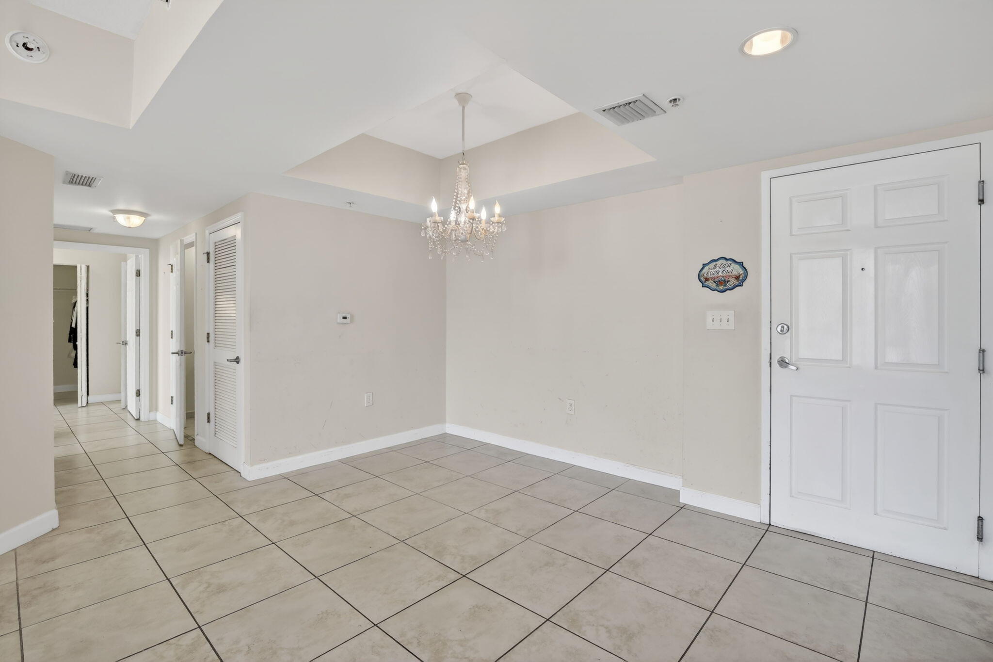 HOLLYWOOD STATION RES CONDO - Residential