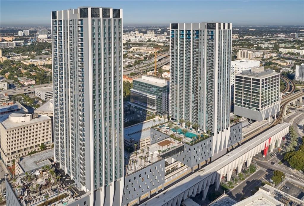 PARKLINE MIAMI - Residential Lease