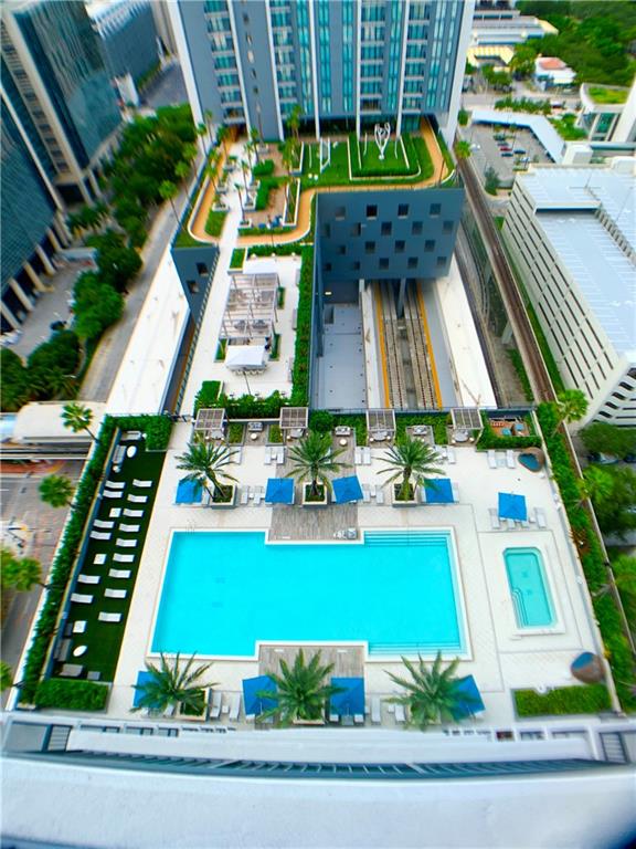 PARKLINE MIAMI - Residential Lease