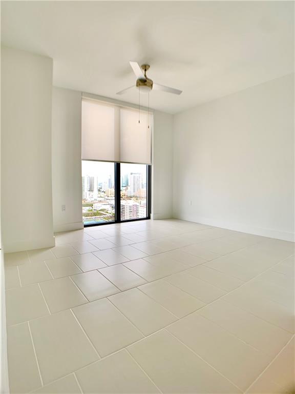 PARKLINE MIAMI - Residential Lease