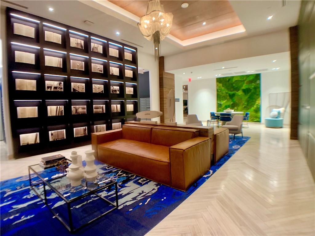 PARKLINE MIAMI - Residential Lease