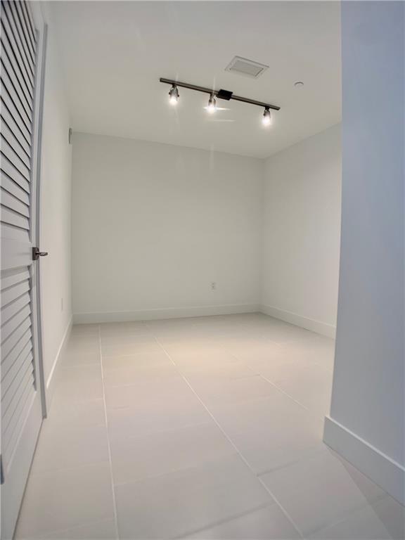 PARKLINE MIAMI - Residential Lease