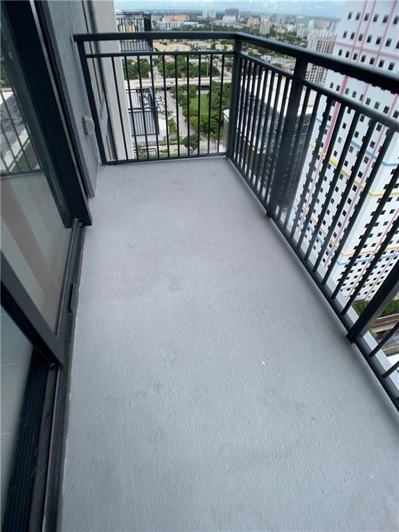 PARKLINE MIAMI - Residential Lease