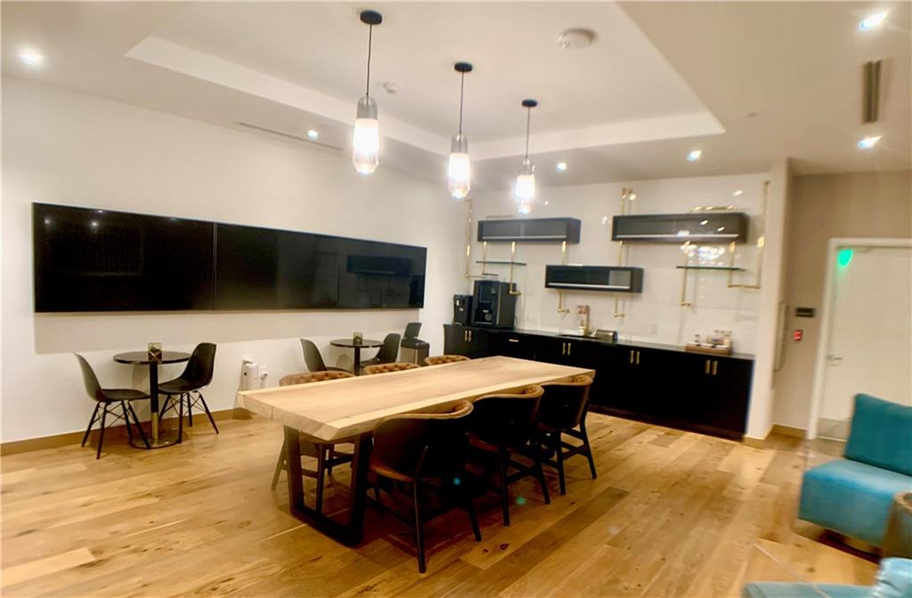 PARKLINE MIAMI - Residential Lease