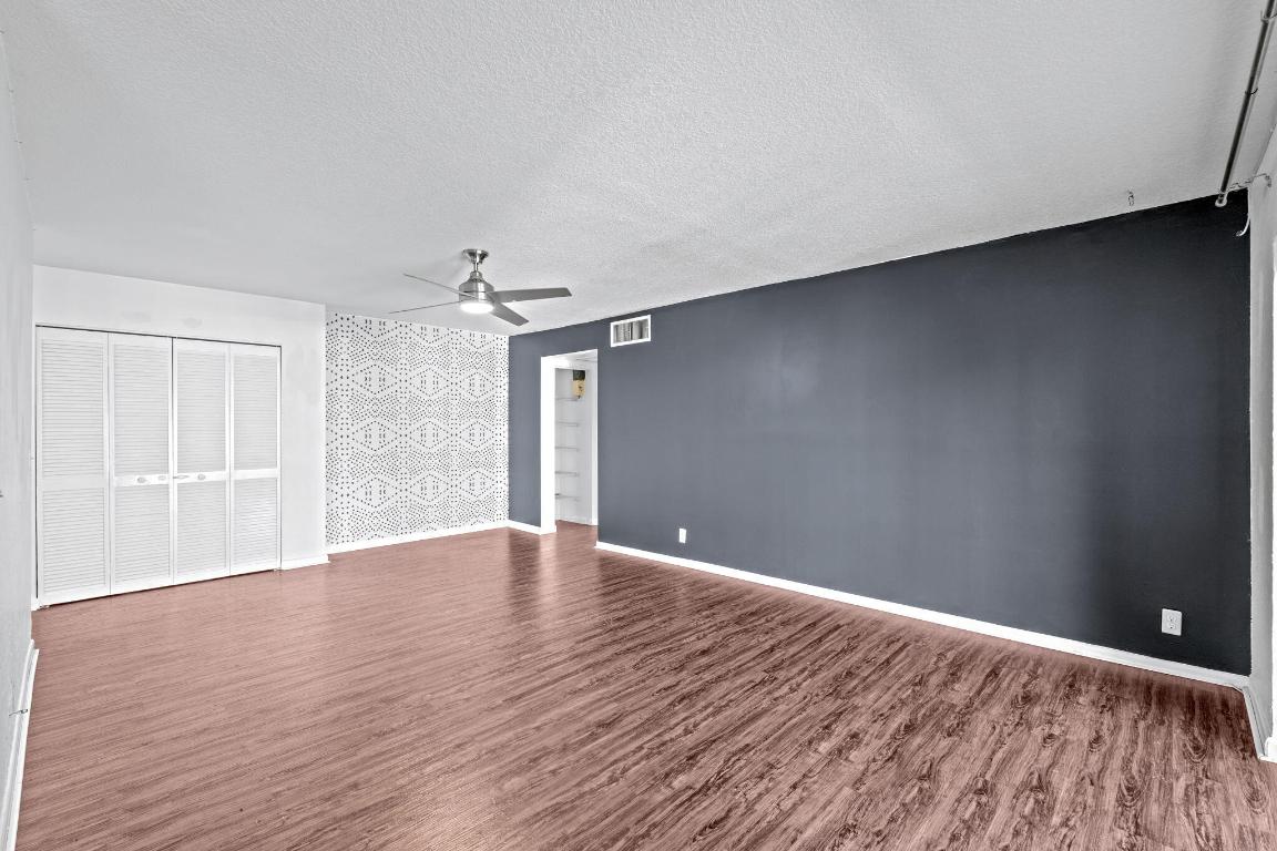 PINES OF JUPITER/TEQUESTA CONDO - Residential