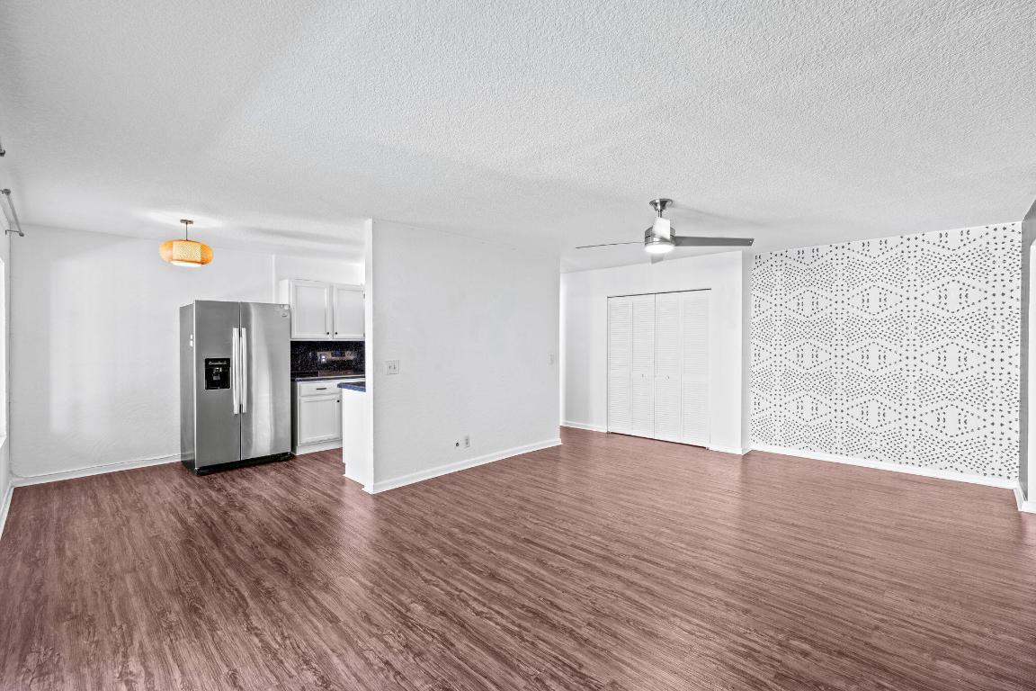 PINES OF JUPITER/TEQUESTA CONDO - Residential