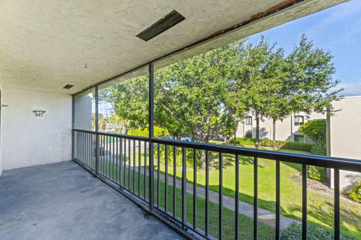 PINES OF JUPITER/TEQUESTA CONDO - Residential