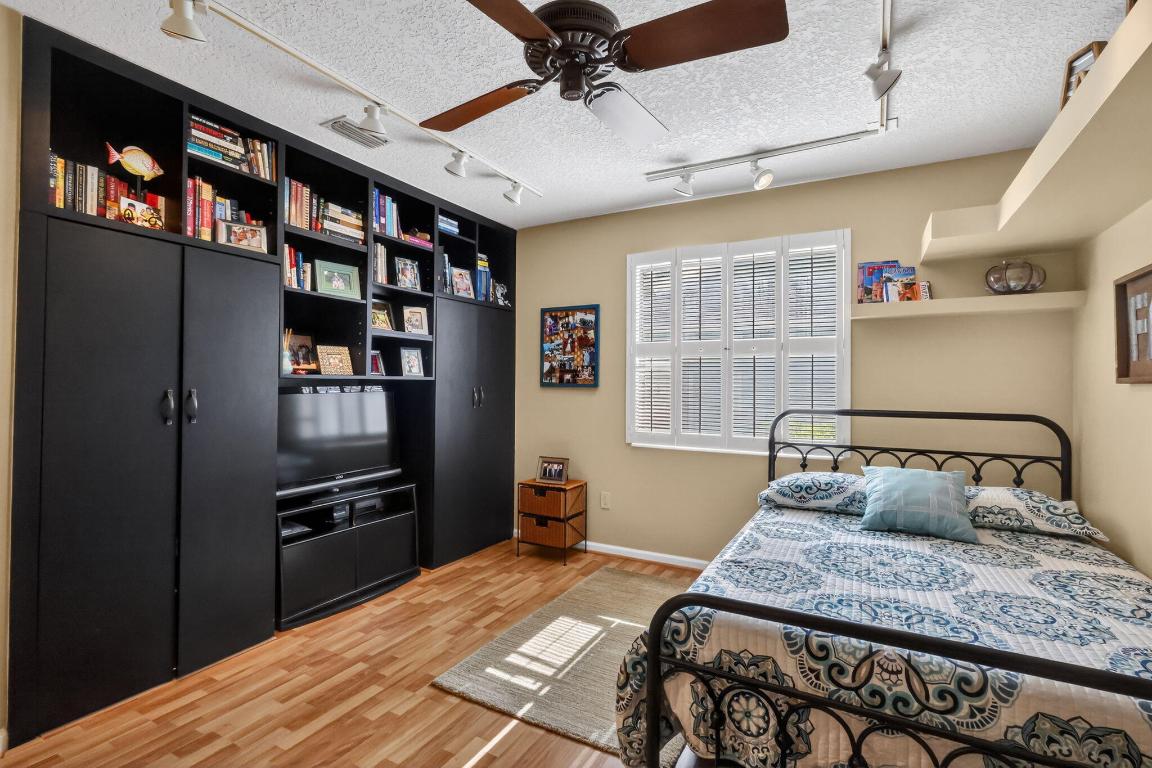 Sugar Pond Manor - Residential