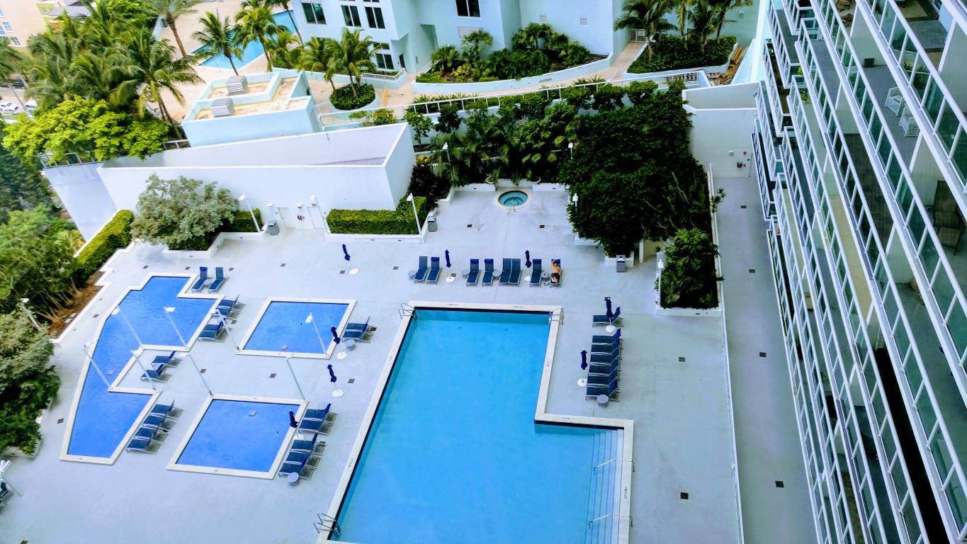 1800 CLUB CONDO - Residential Lease