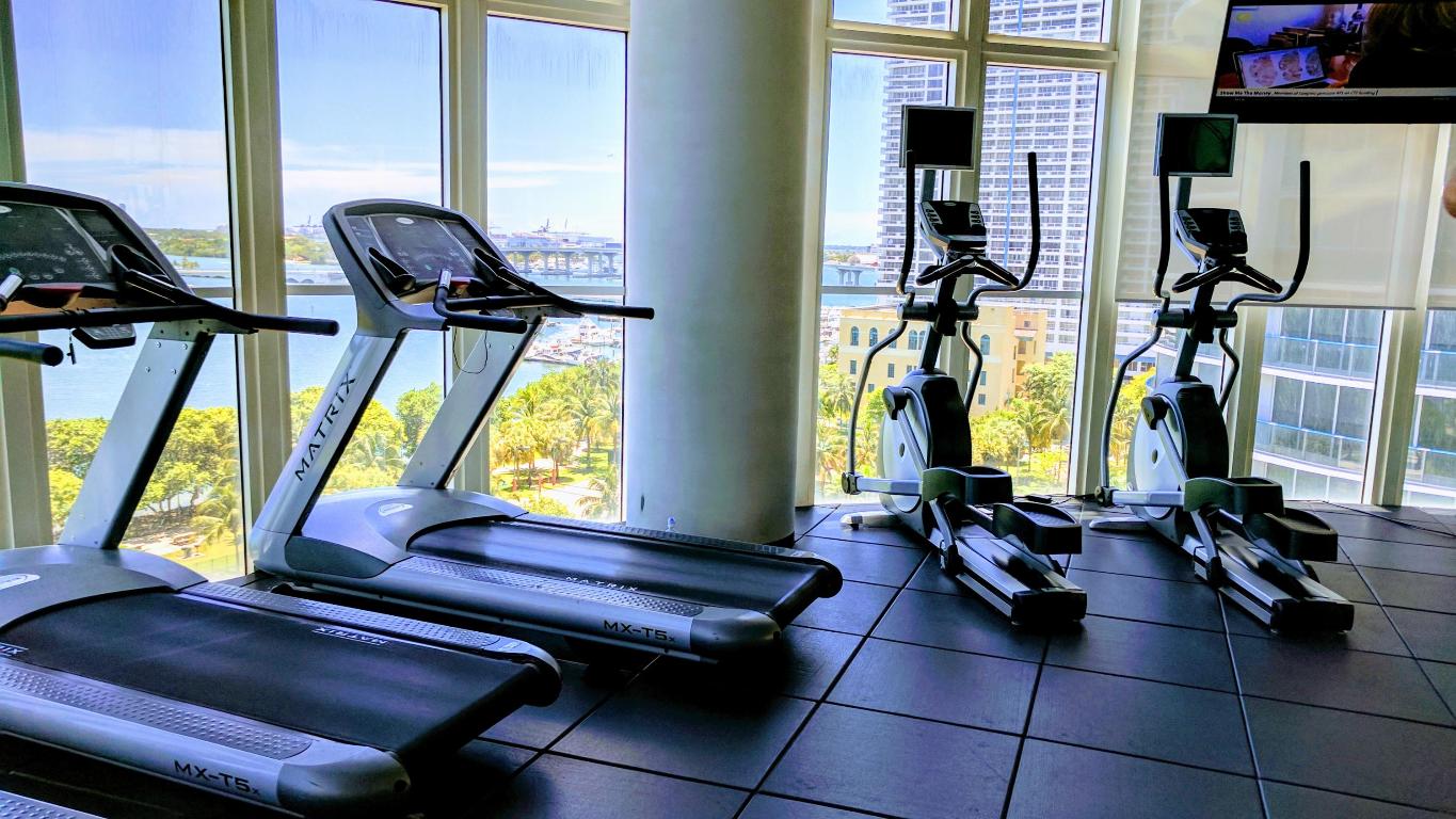 1800 CLUB CONDO - Residential Lease