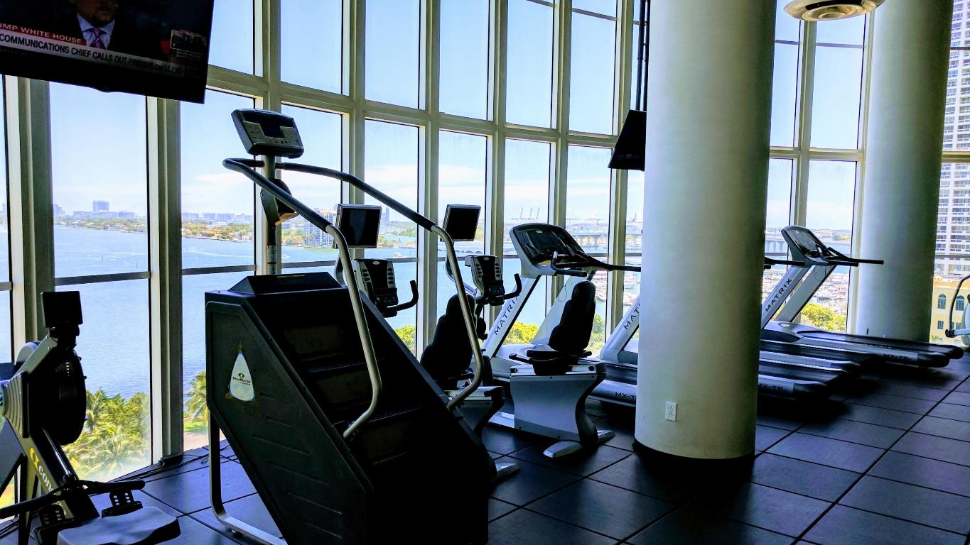 1800 CLUB CONDO - Residential Lease