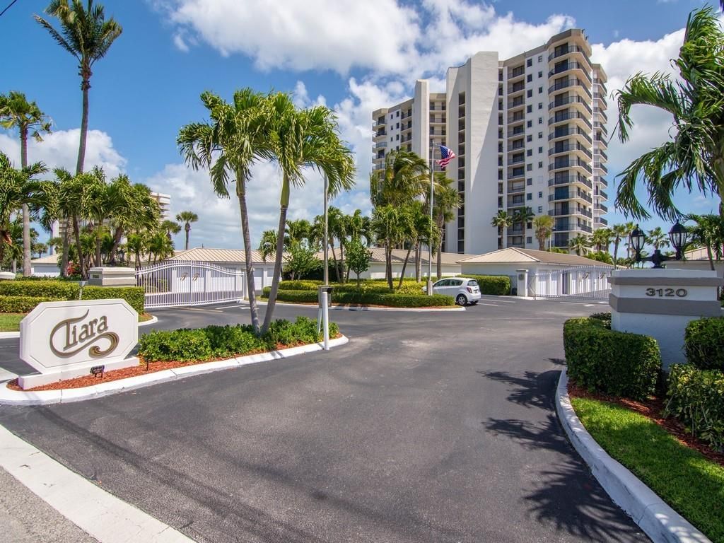 Photo of 3150 N Highway A1a #402, Fort Pierce, FL 34949 (MLS # F10444821)