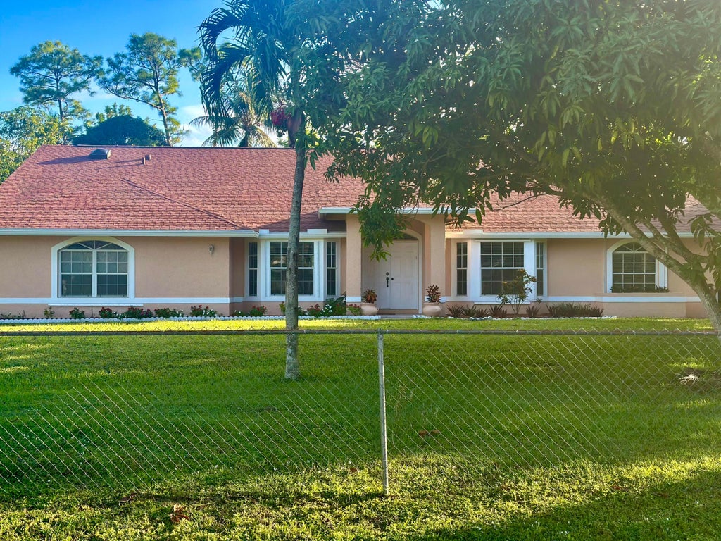 Photo of 15728 86th Road N, Loxahatchee, FL 33470 (MLS # R11031167)