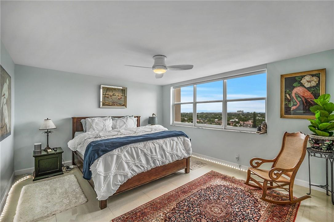 THE CARLYLE CONDOMINIUM U - Residential
