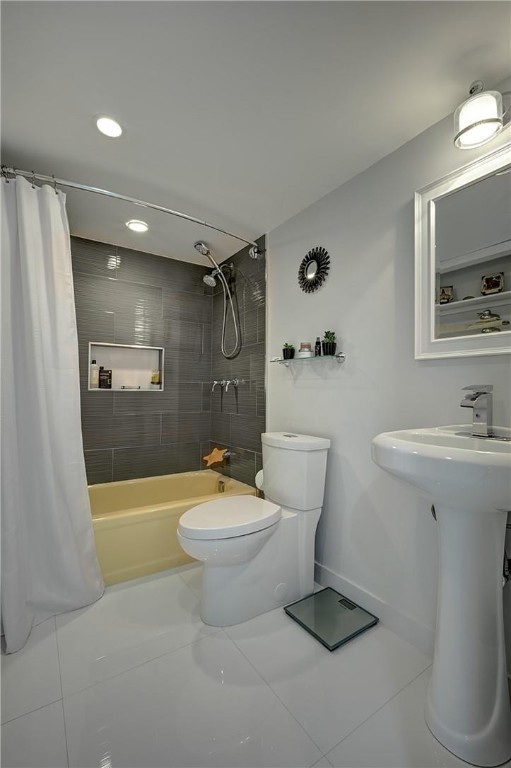THE CARLYLE CONDOMINIUM U - Residential