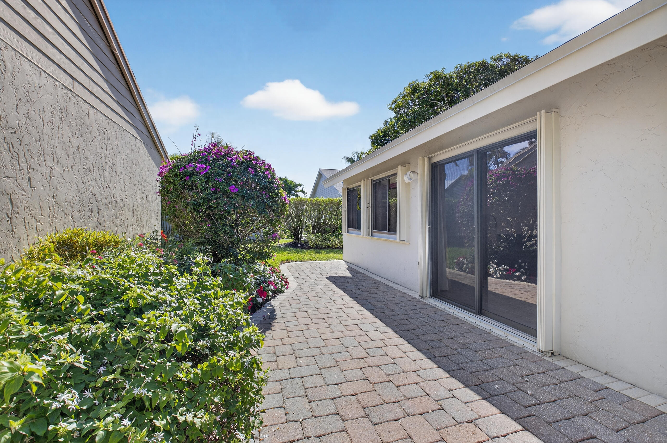 RAINBERRY BAY SEC 3 - Residential