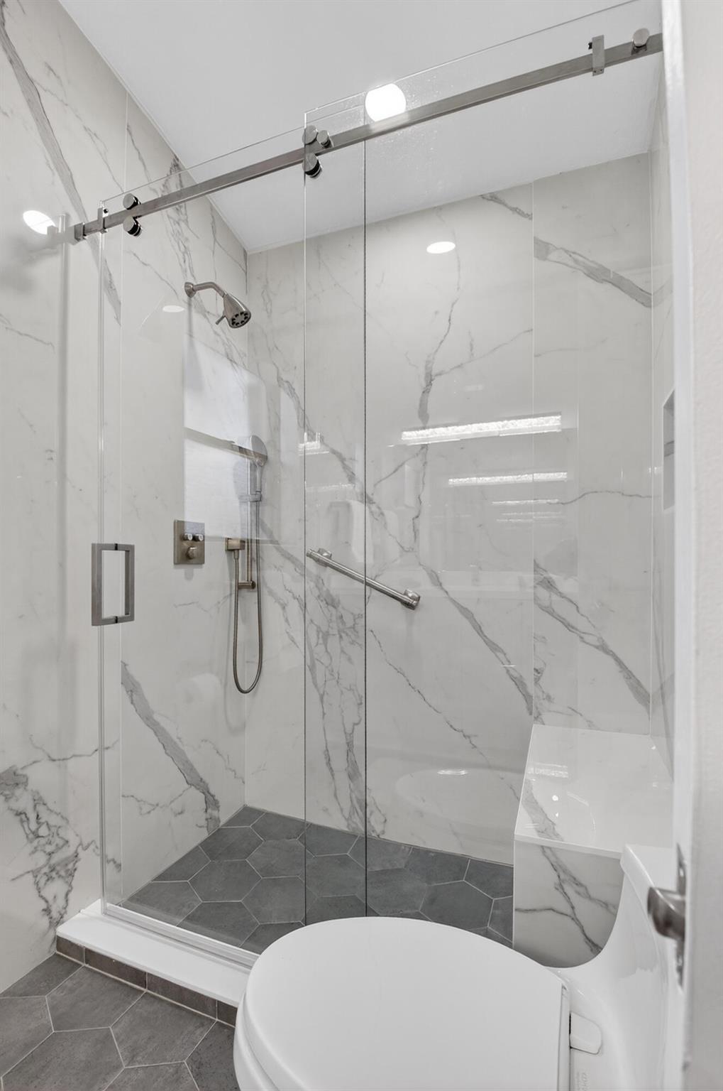 RAINBERRY BAY SEC 3 - Residential