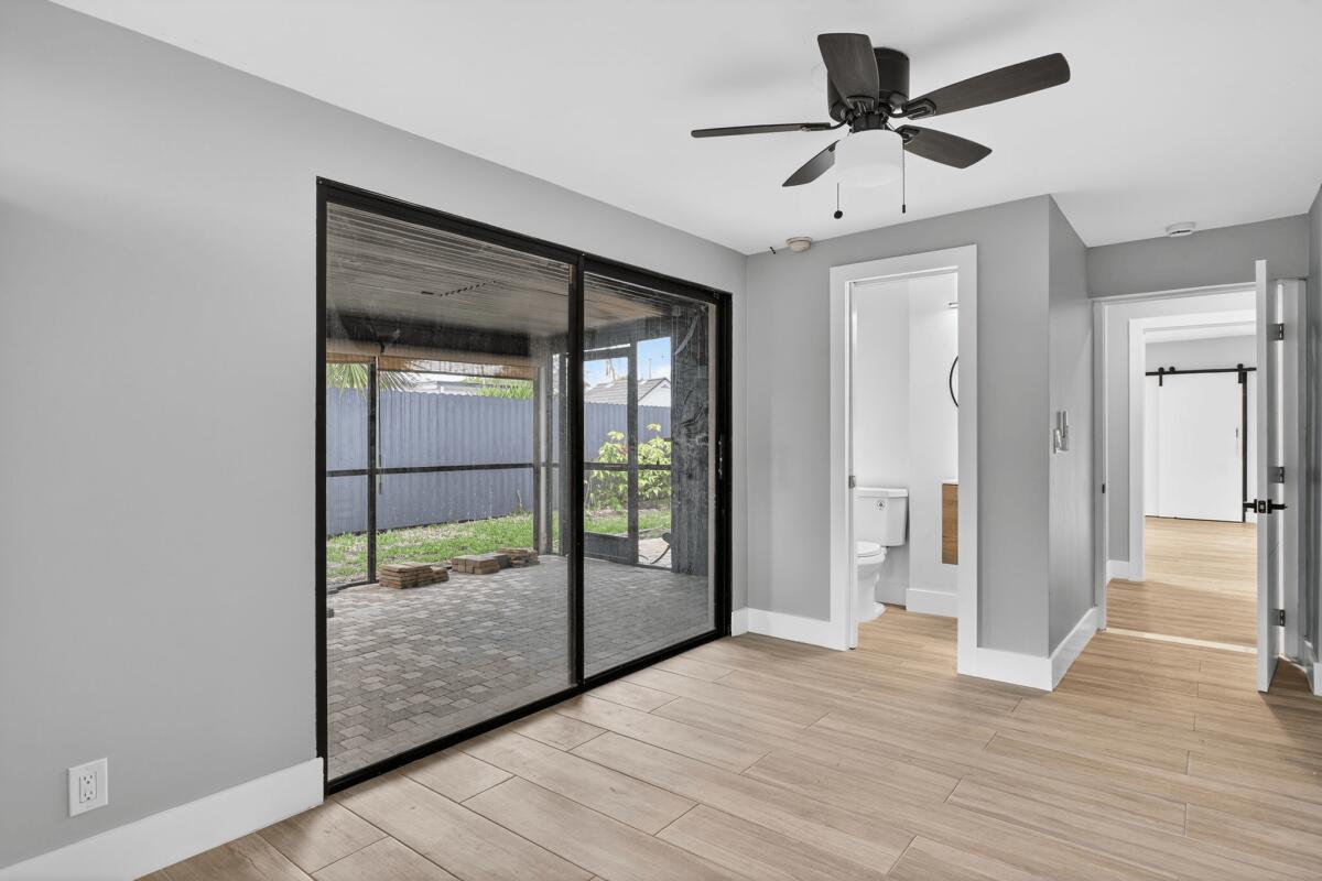 COLLIER MANOR 2ND ADD - Residential