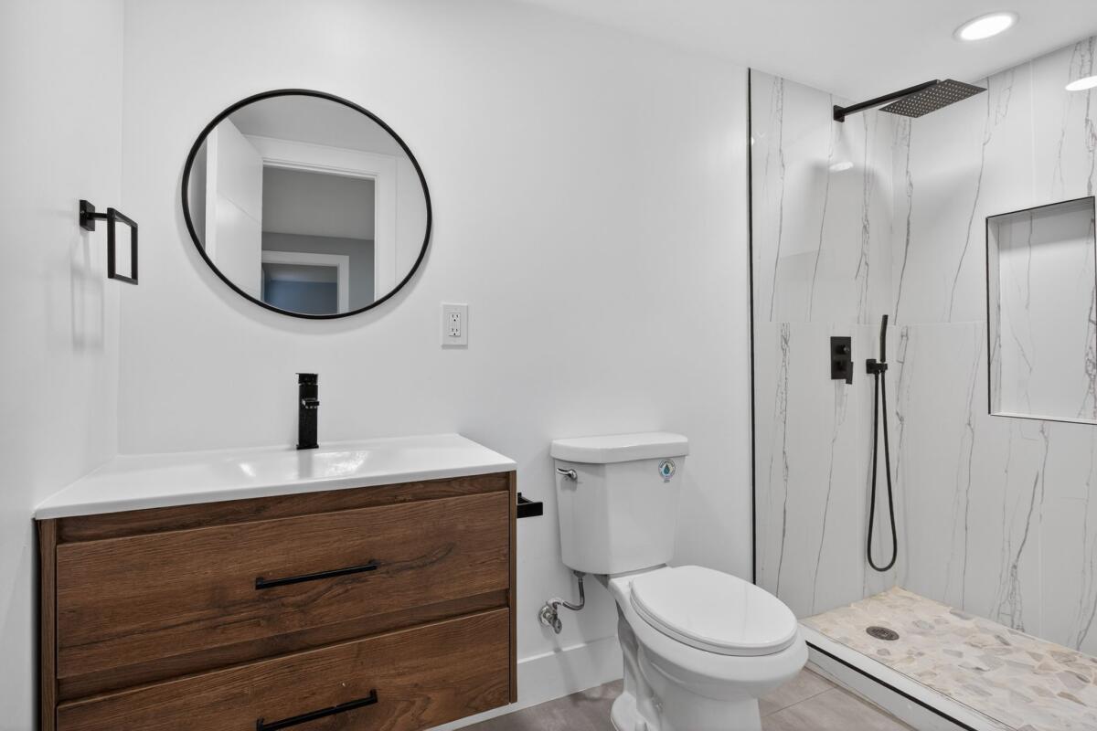 COLLIER MANOR 2ND ADD - Residential