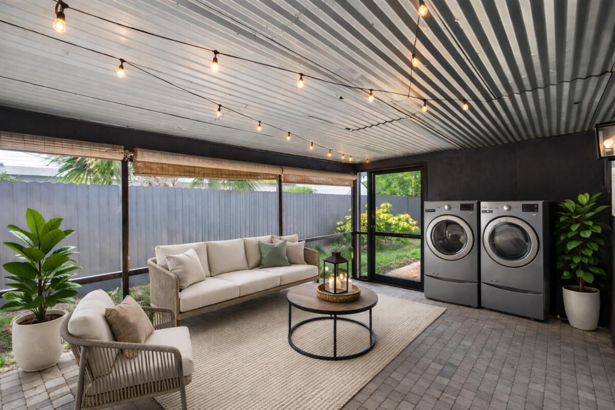 COLLIER MANOR 2ND ADD - Residential