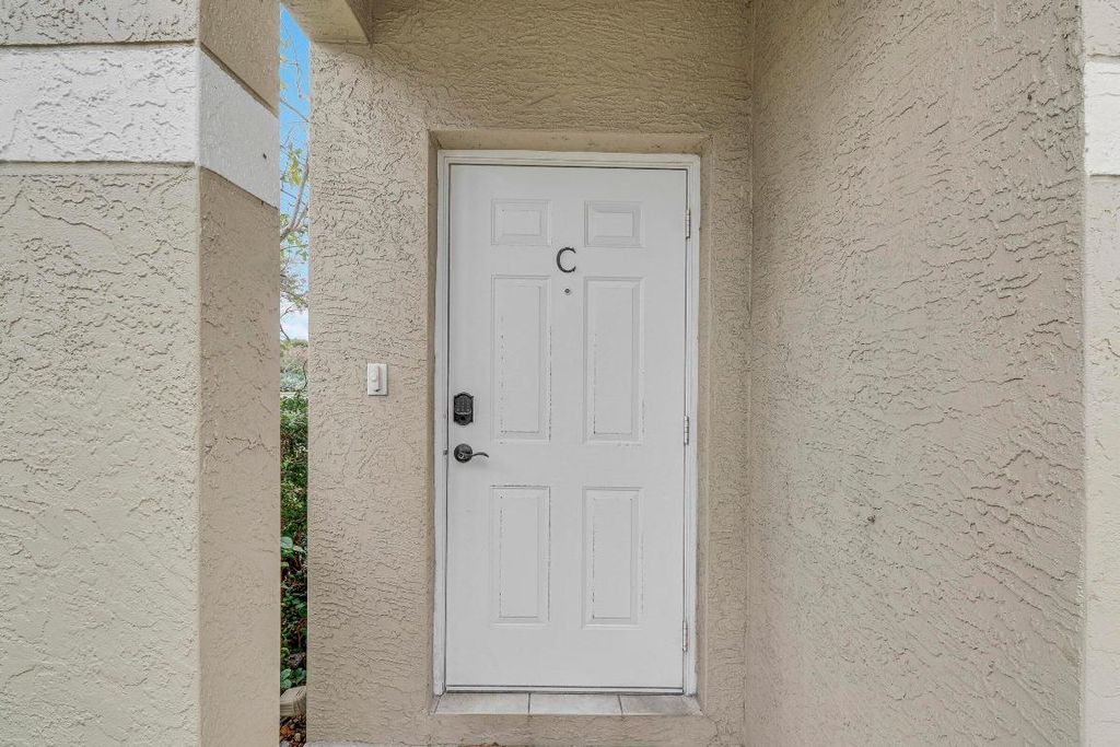 Photo of 101 Lighthouse Circle #C, Tequesta, FL 33469 (MLS # R10986669)