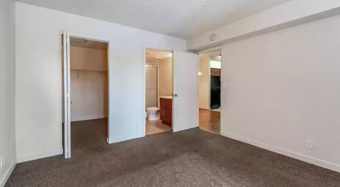 SOUTH PALM PLACE CONDO - Residential