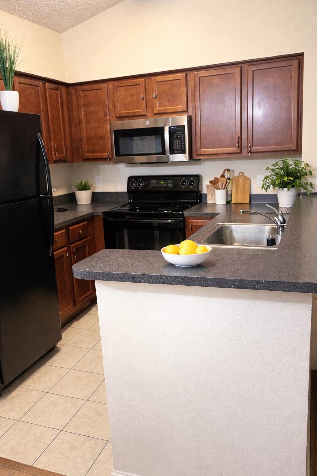 SOUTH PALM PLACE CONDO - Residential