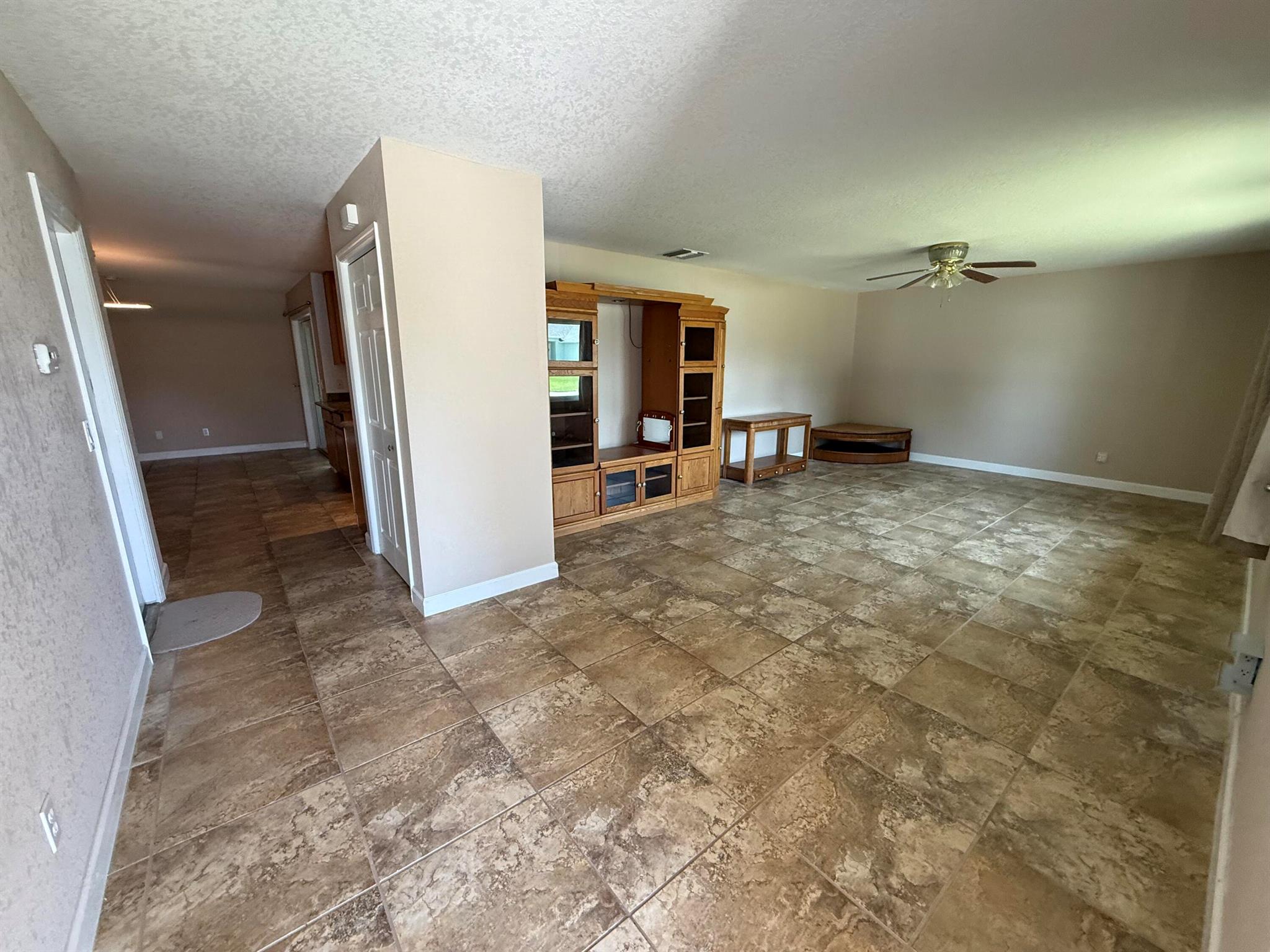 PORT ST LUCIE SECTION 3 - Residential Lease