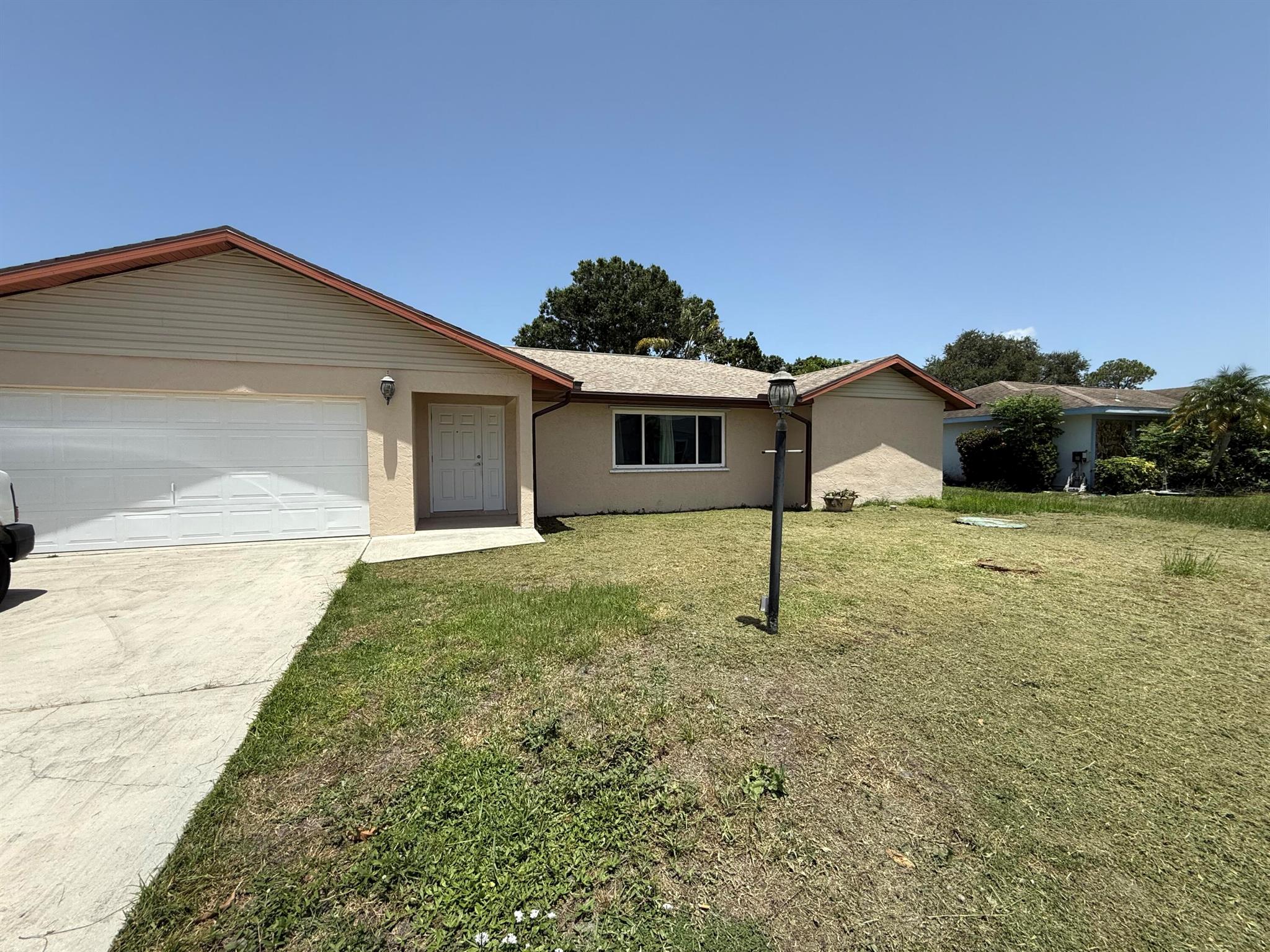PORT ST LUCIE SECTION 3 - Residential Lease