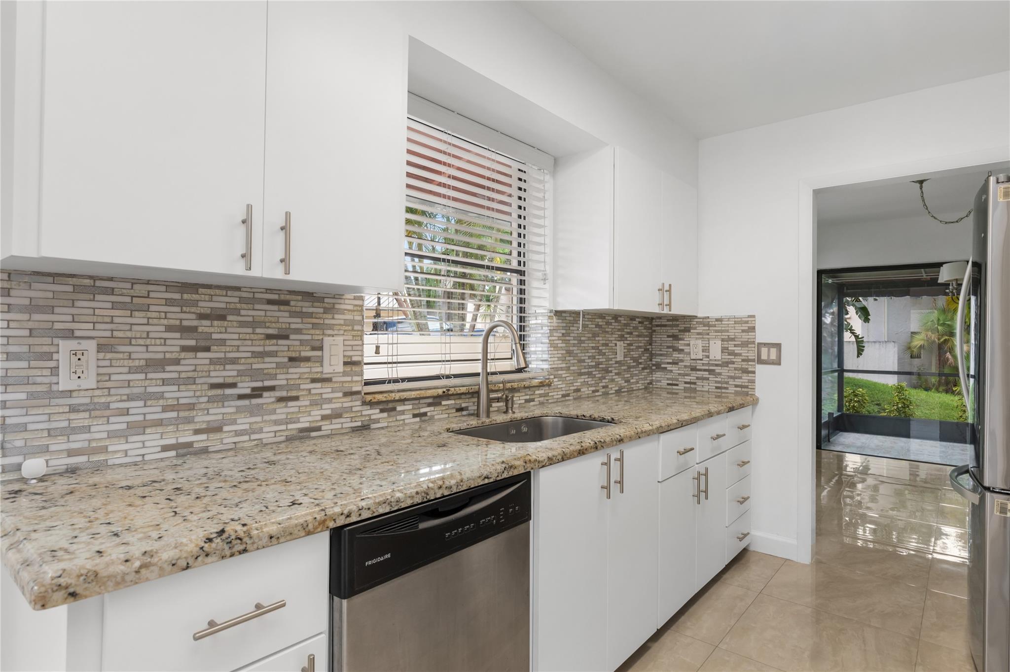 HILLS OF INVERRARY - Residential