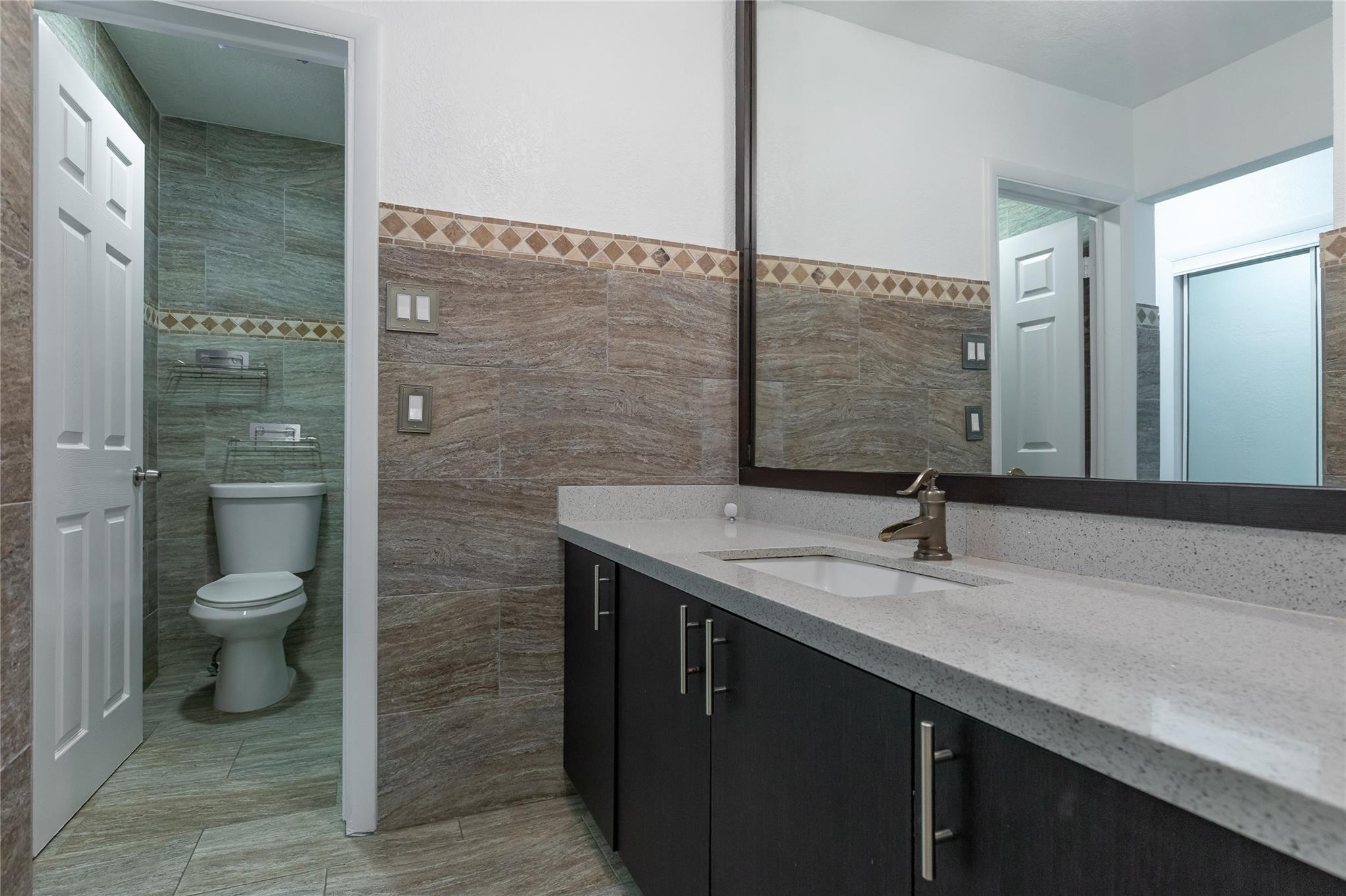 HILLS OF INVERRARY - Residential